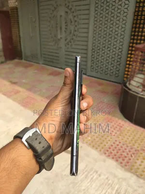 Sharp Aquos R6 128 GB Purple