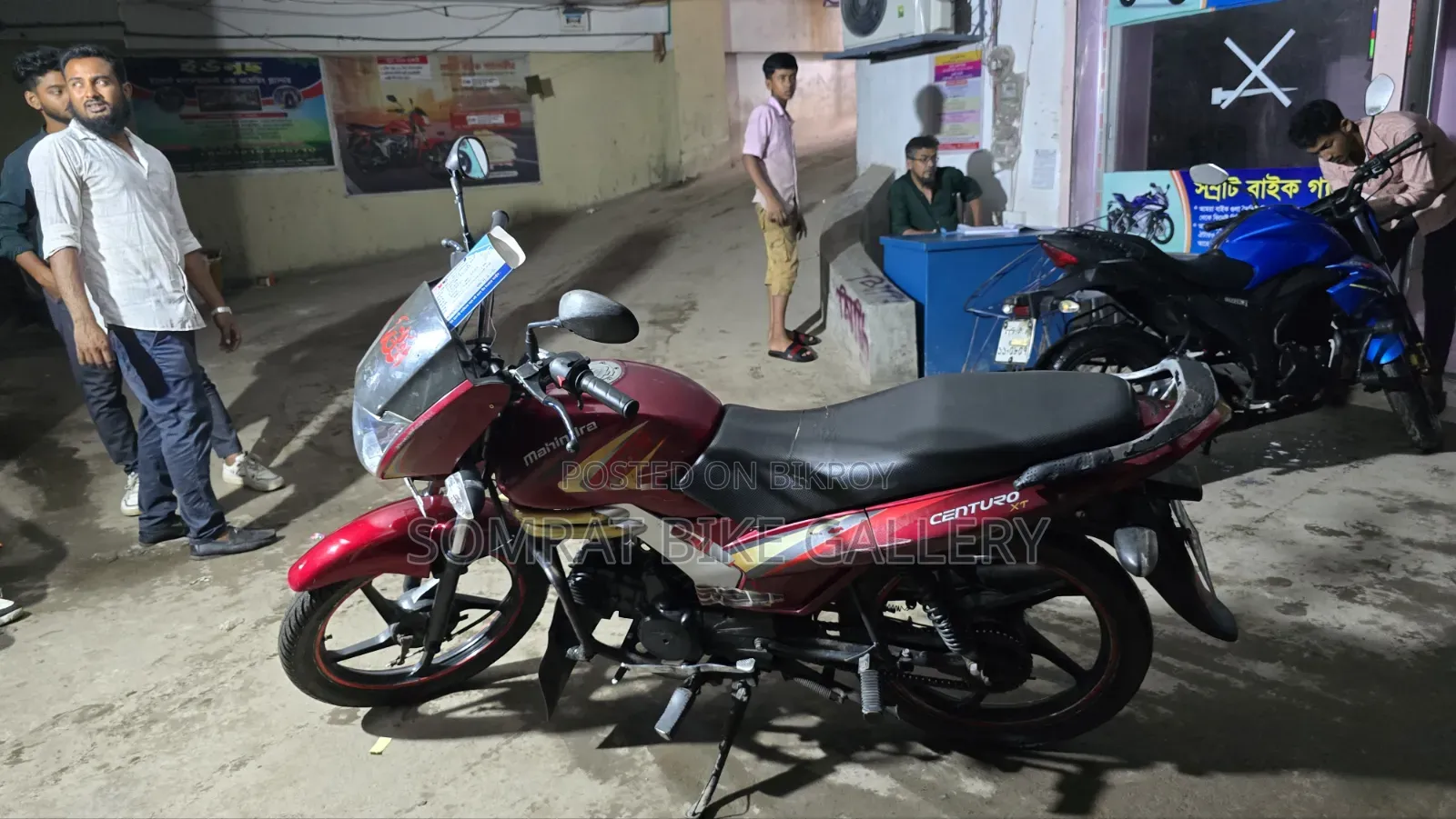 Mahindra Centuro 2017 Gray