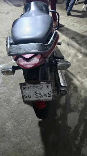 Mahindra Centuro 2017 Gray