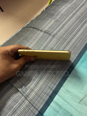 Apple iPhone XR 64 GB Yellow