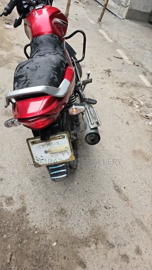 TVS Metro Plus 2016 Red