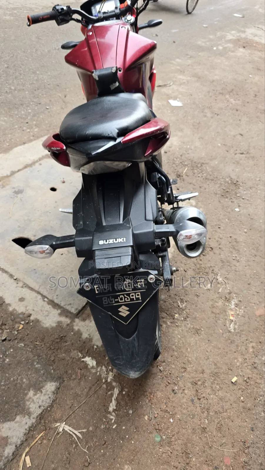 Suzuki Gixxer Monotone 2015 Red