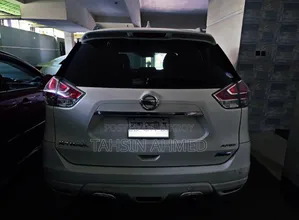 Nissan X-Trail 2.0 Hybrid Front Wheel Drive 2015 White