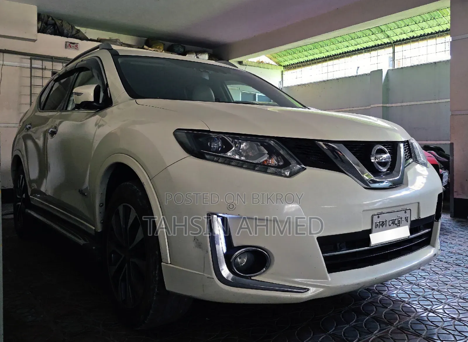 Nissan X-Trail 2.0 Hybrid Front Wheel Drive 2015 White