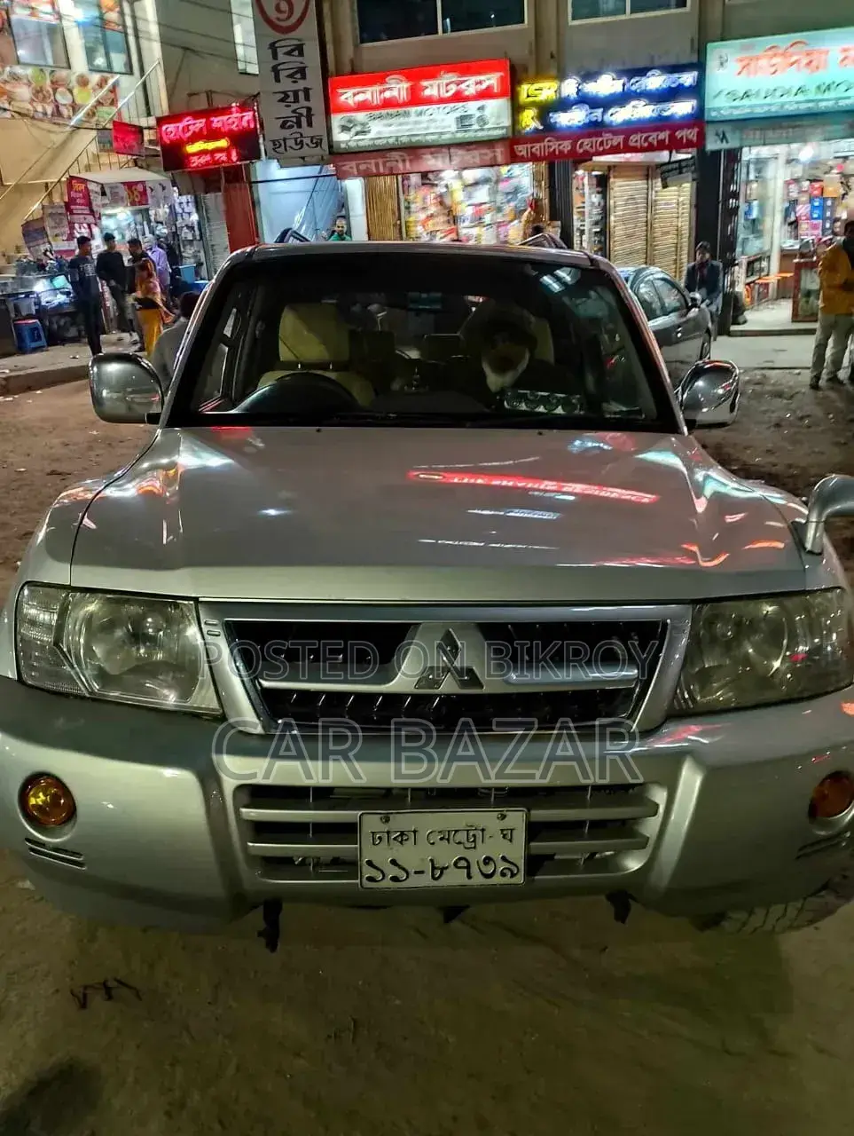 মিতসুবিশি পাজেরো ২০০২ সিলভার