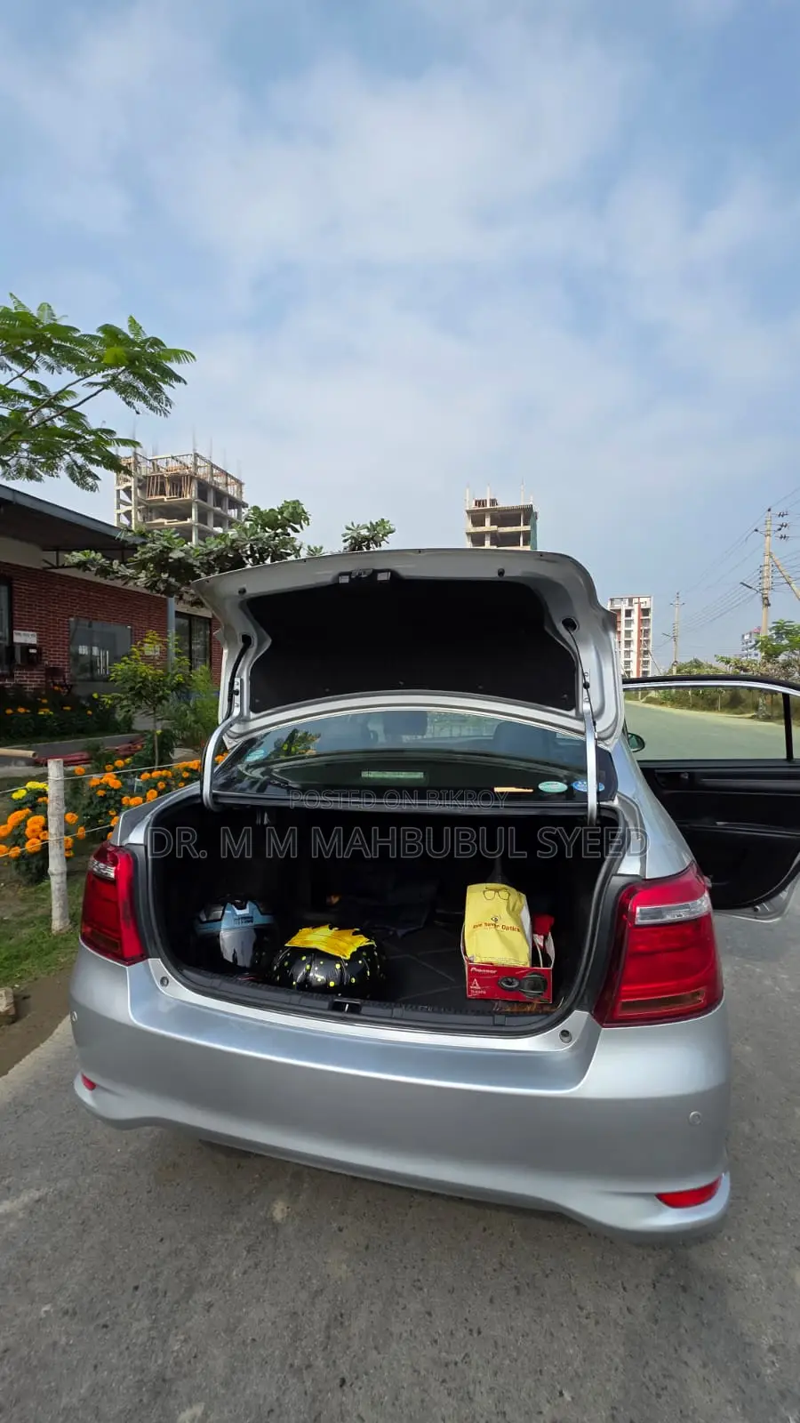 Toyota Axio 1.5 Hybrid 2WD 2015 Silver
