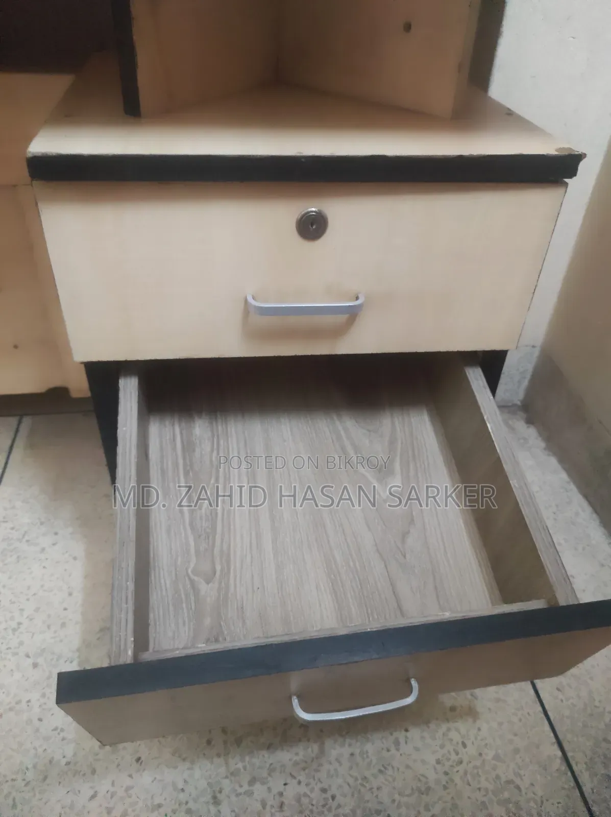 Computer Desk Table 4.5/2.5 Ft