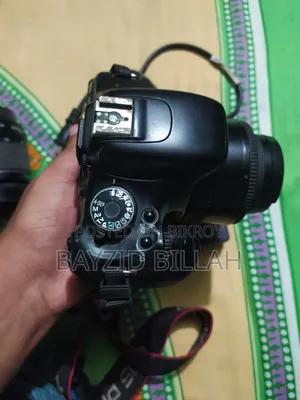 Canon 600d with Prime and Kit Lens. 2 Batteries. Charger. Chips
