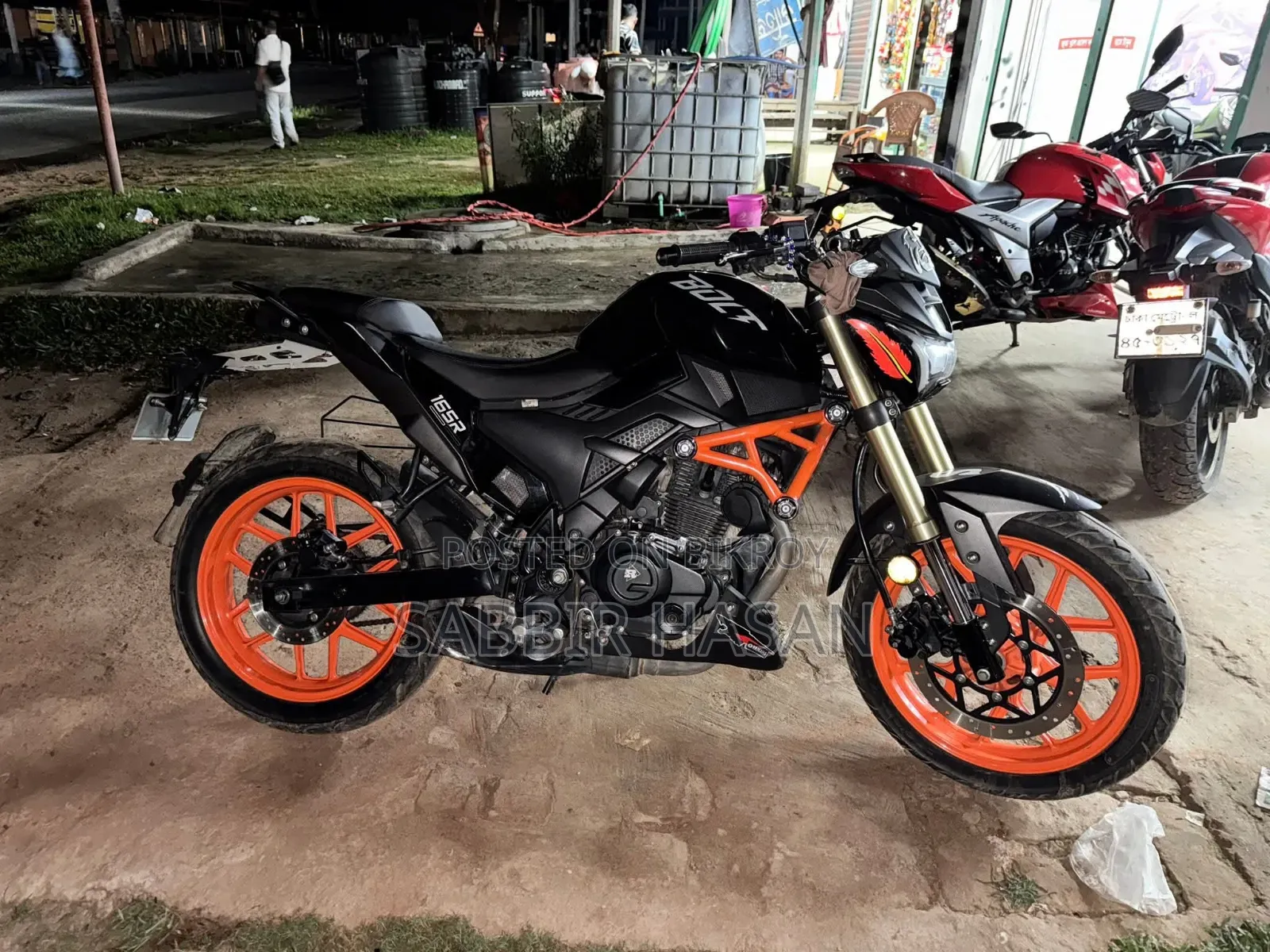 Runner Bolt 165R 2025 Black