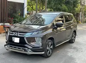 Mitsubishi Xpander Ultimate 2021 Brown