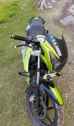TVS Apache RTR 160 2V 2015 Green
