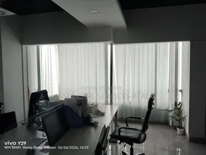ফুল কমার্শিয়াল স্পেস ফার্নিচার সহ ভাড়া হবে