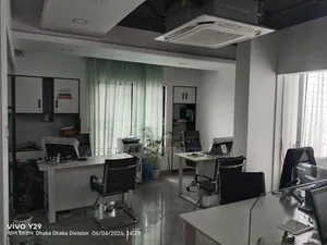 Fully commercial space for rent with furniture
