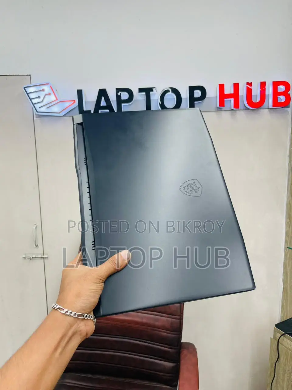 Laptop MSI MSI Sword 15 16GB Intel Core I7 SSD 512GB