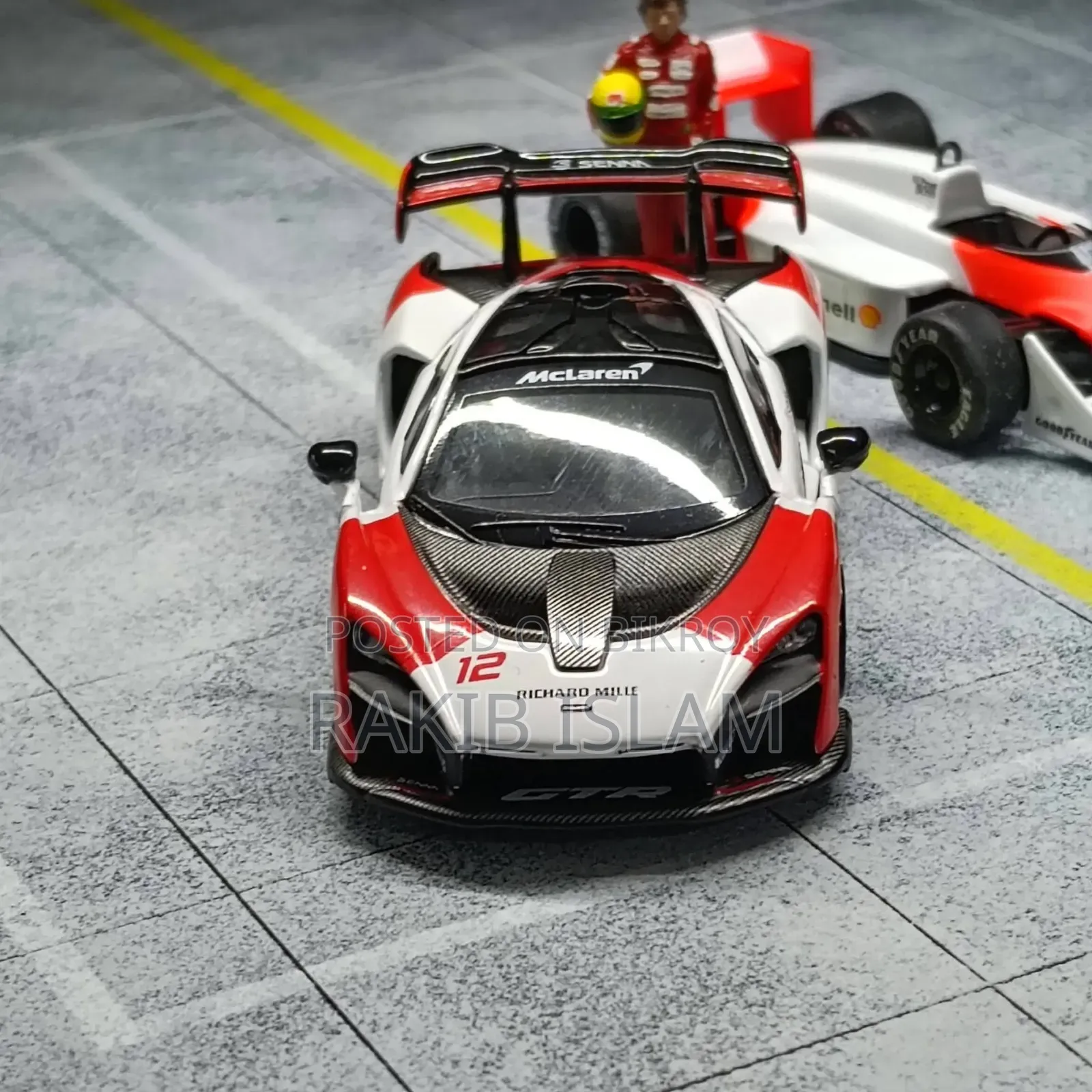 McLaren Senna