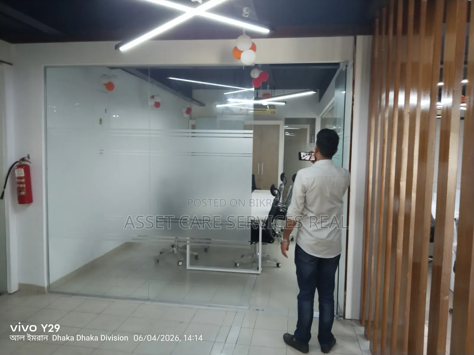 Commercial space for rent with full furniture