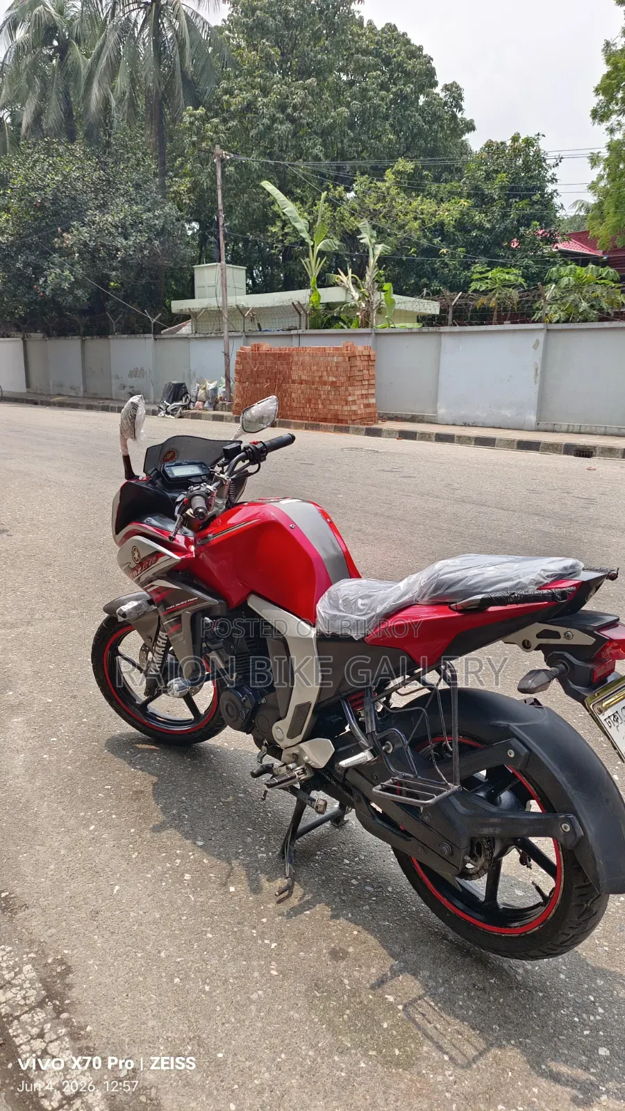 Yamaha 2018 Red