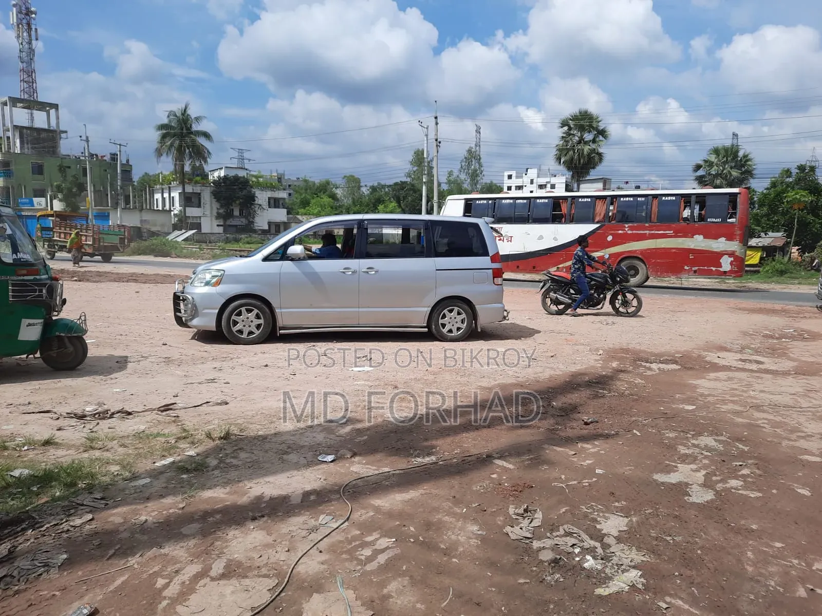 Toyota Noah 2005 White