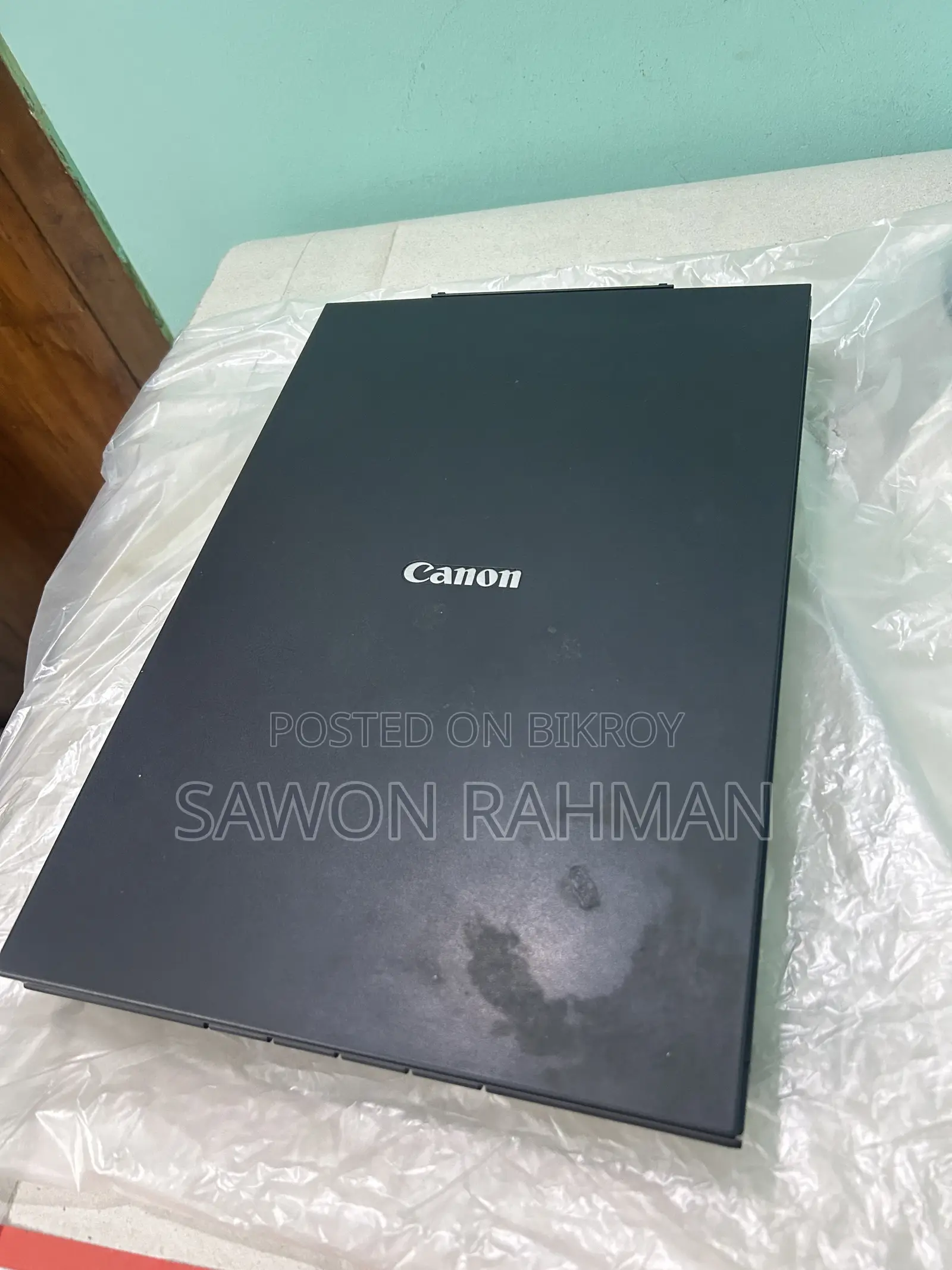 Canon CanoScan LiDE 300 Flatbed Scanner