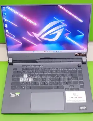 Laptop Asus ROG Strix G17 16GB AMD Ryzen 9 SSD 1T