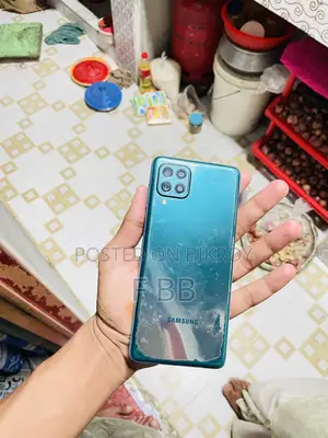 Samsung Galaxy M62 128 GB Green