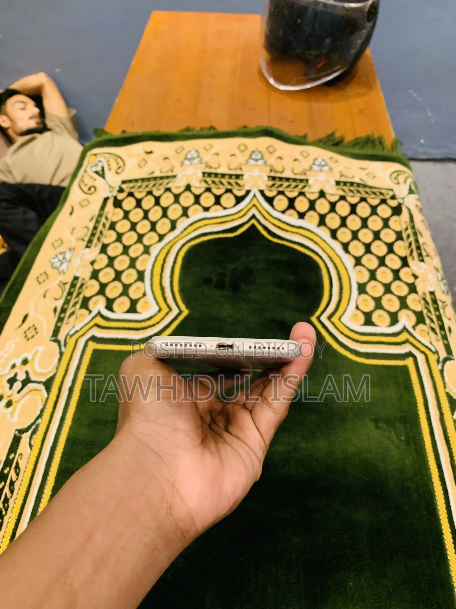 ক্যাট ৬৪ জিবি গোল্ড