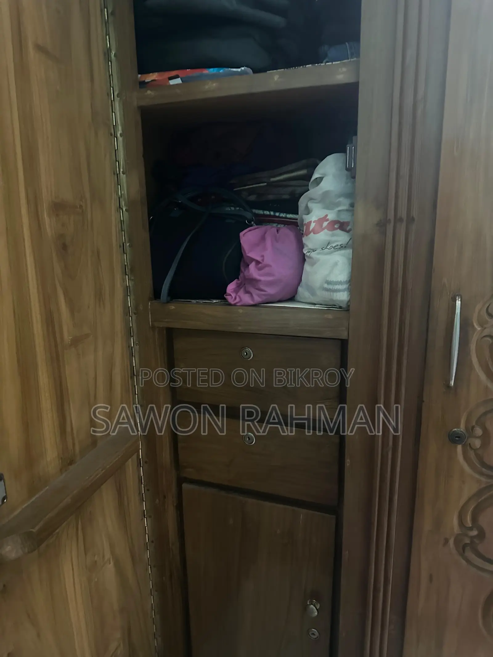 Teak Wood Almirah