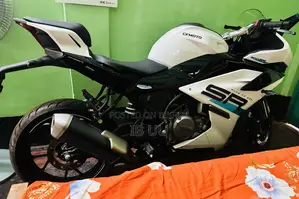 New CFMoto 300SR 2024 White