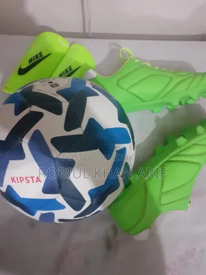 Football+Football Boot+Knee Guard
