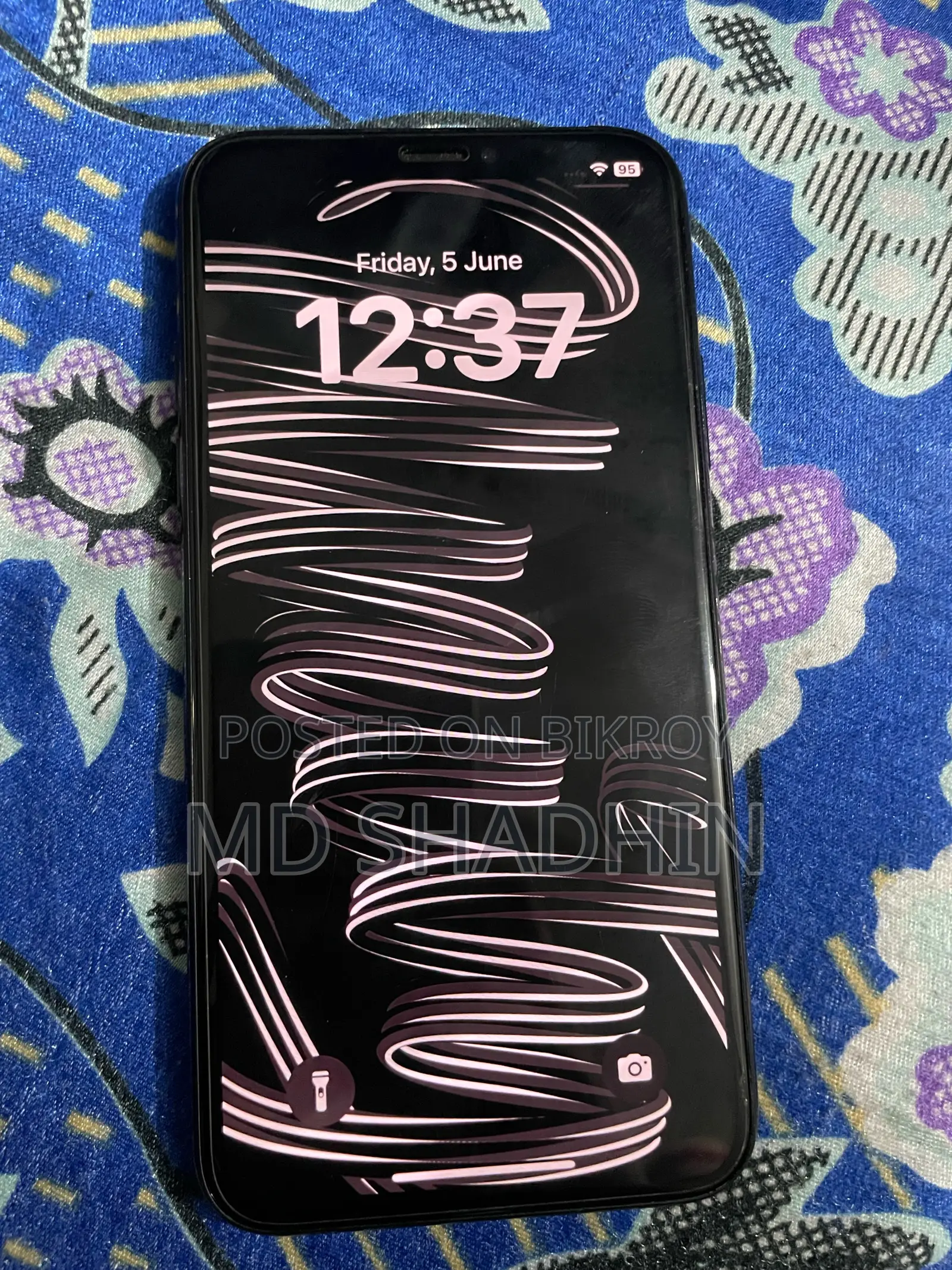 অ্যাপল আইফোন এক্সএস ২৫৬ জিবি ব্ল্যাক