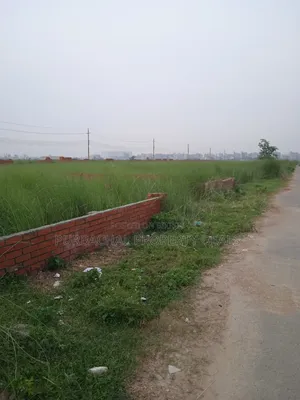 বসুন্ধরা M ব্লকে দক্ষিণমুখী ৭.৫ কাঠার রেসিডেন্সিয়াল প্লট বিক্রয় হবে