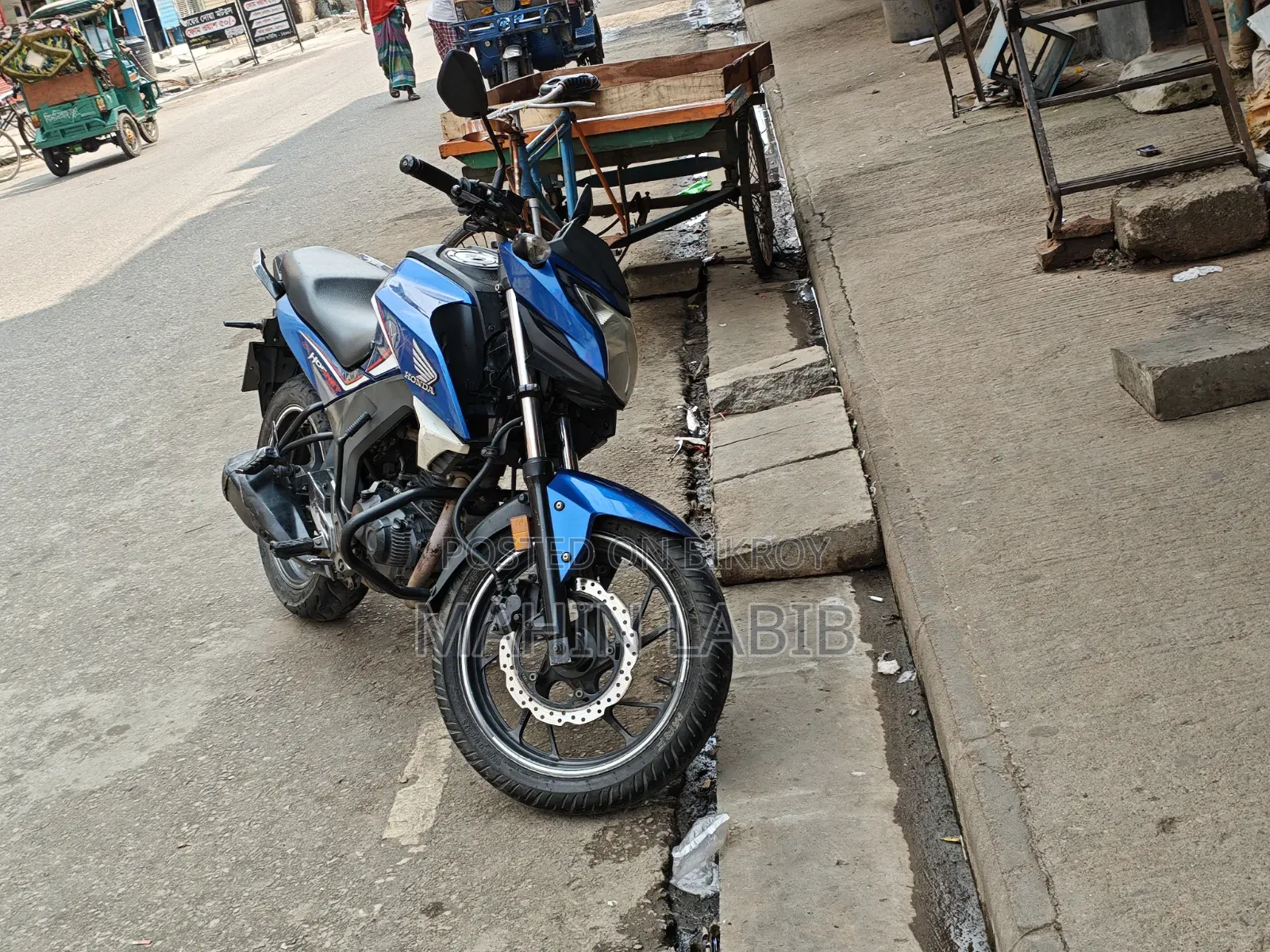 Honda CB 2018 Blue