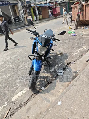 Honda CB 2018 Blue
