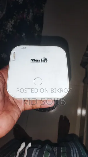 মার্লিন মিনি প্রজেক্টর