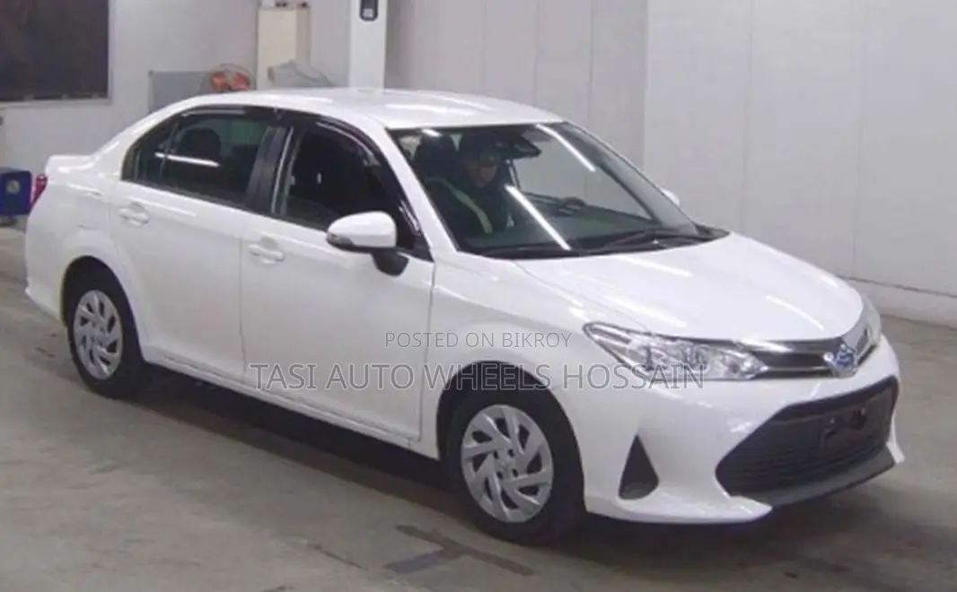 Toyota Axio 2021 White