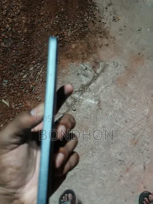 Vivo Y28 8 GB Gray