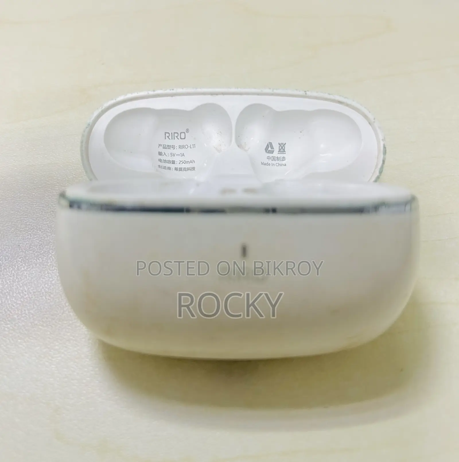 TWS Riro L11 Wireless Earbuds
