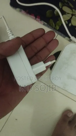 মার্লিন মিনি প্রজেক্টর