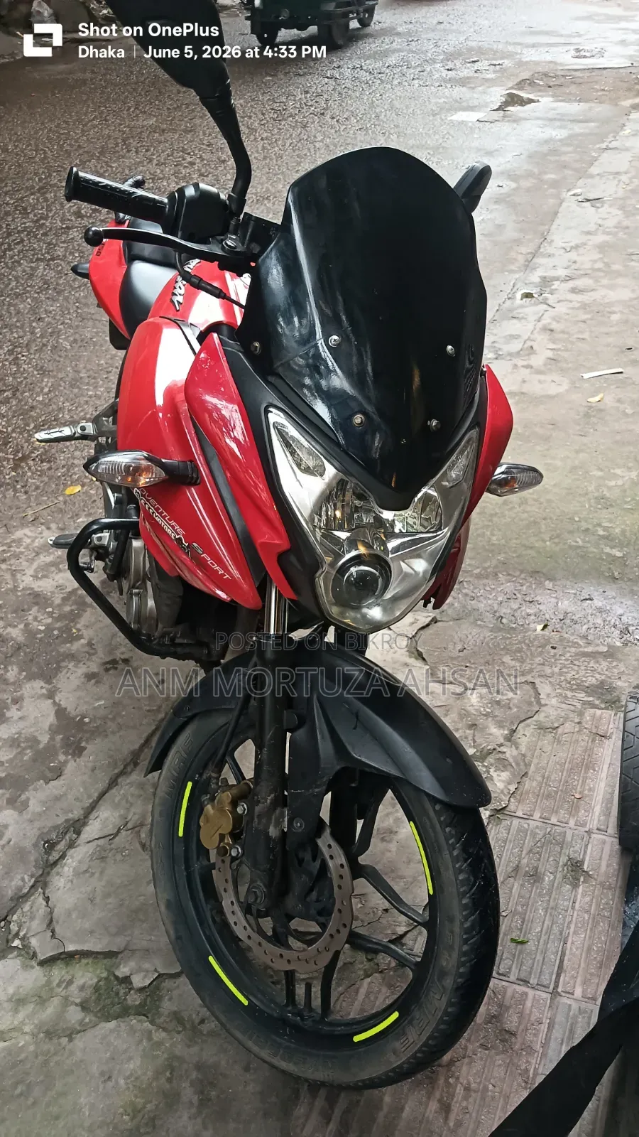 Bajaj 2017 Red