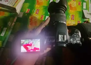Canon 200D Camera