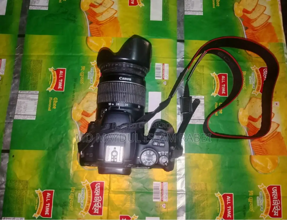 Canon 200D Camera