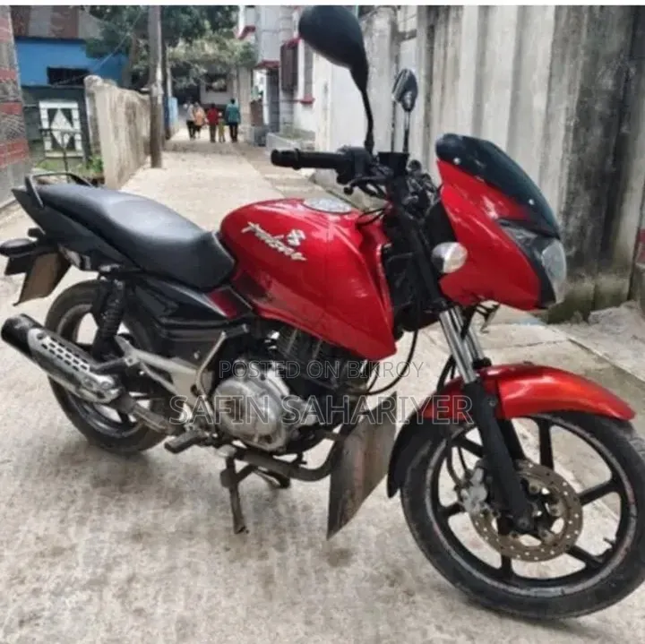 Bajaj Pulsar 150 2014 Red