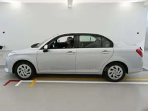 Toyota Axio 2021 Silver