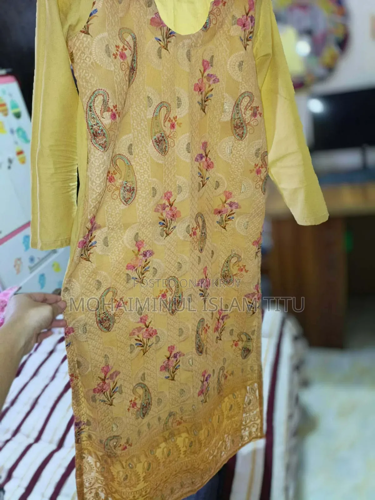 ব্যবহৃত টু-থ্রি পিস