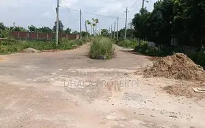 54ft Road, 5 Katha Park East at Sector-3