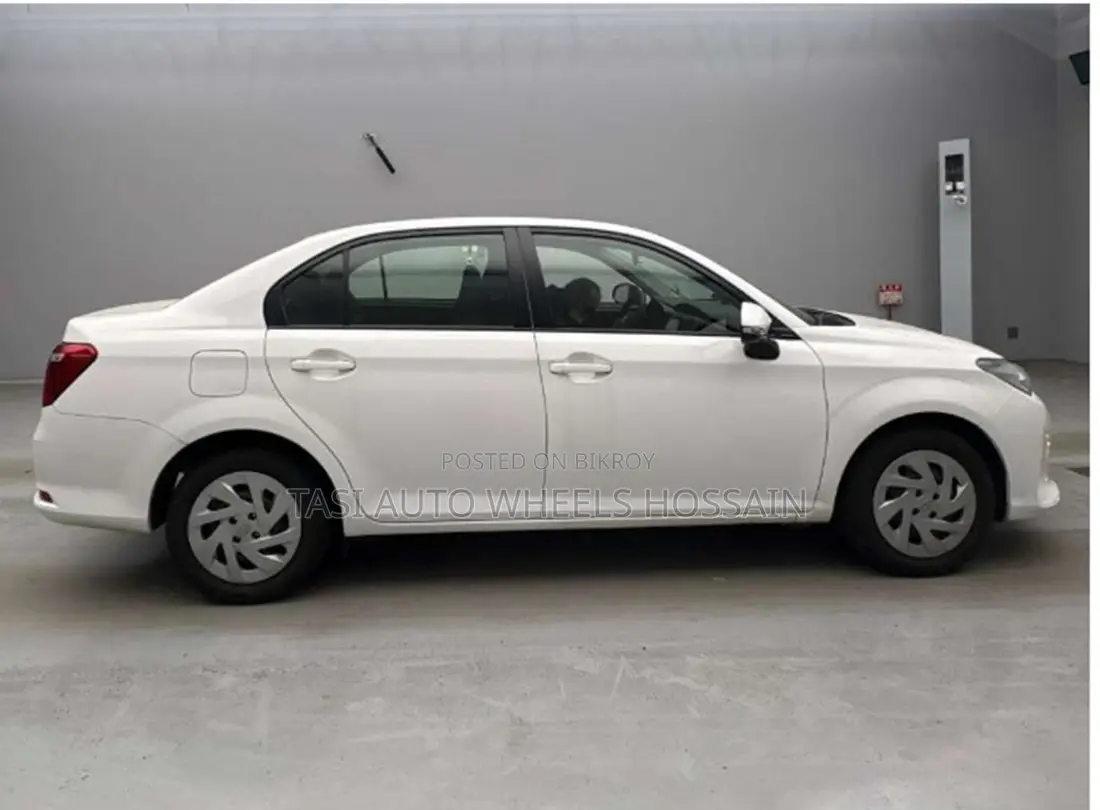 Toyota Axio 2021 White