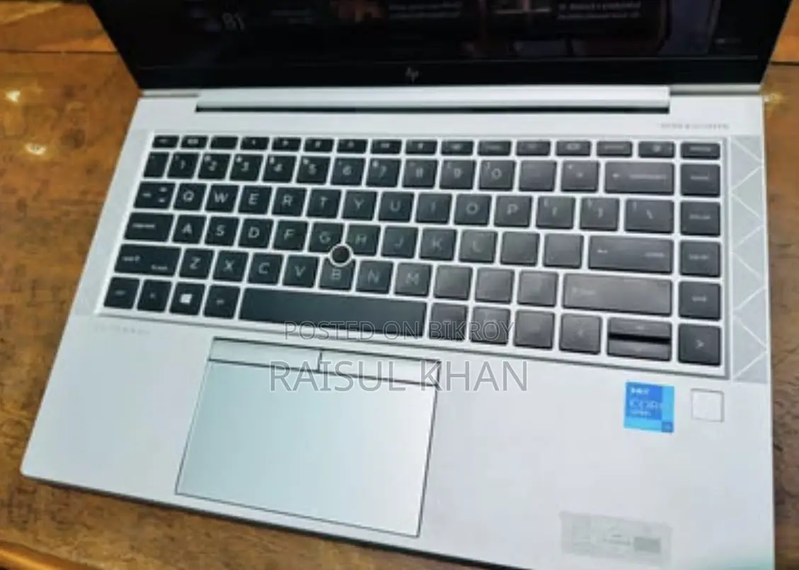 Laptop HP EliteBook 840 G8 16GB Intel Core i5 HDD+SSD 512GB