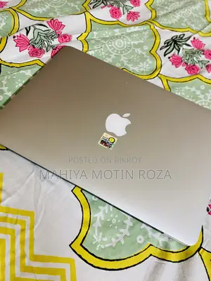 Laptop Apple MacBook Pro 2015 8GB Apple M1 Pro SSD 256GB