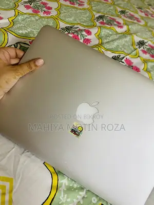 Laptop Apple MacBook Pro 2015 8GB Apple M1 Pro SSD 256GB