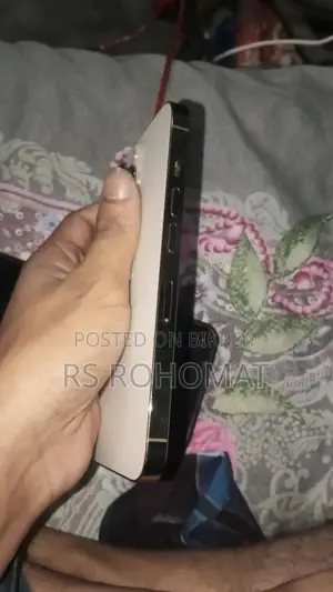অ্যাপল আইফোন ১৩ প্রো ১২৮ জিবি হোয়াইট